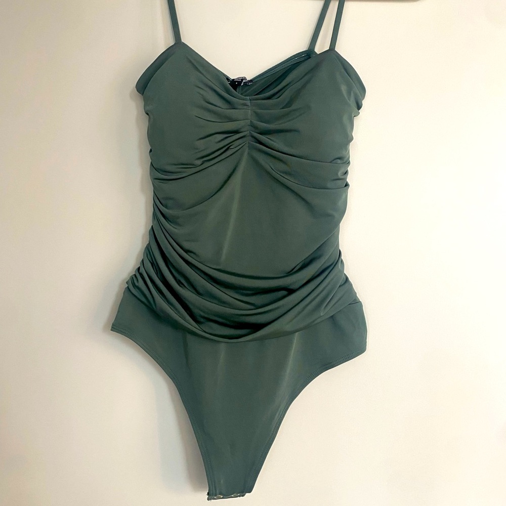 Express Body Contour Tank